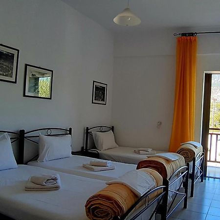 Platanos Rooms Sinoikismos Kambos Extérieur photo